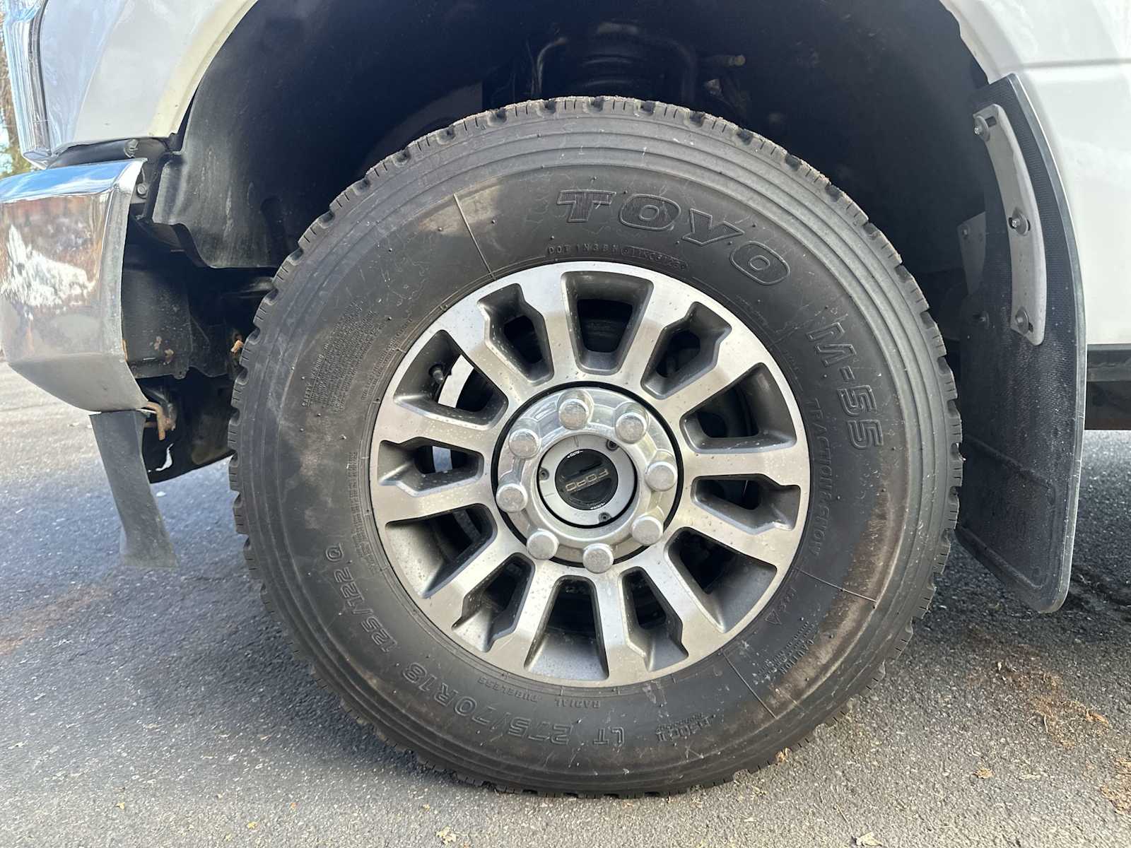 Thumbnail: 2020 Ford F-350 - 17