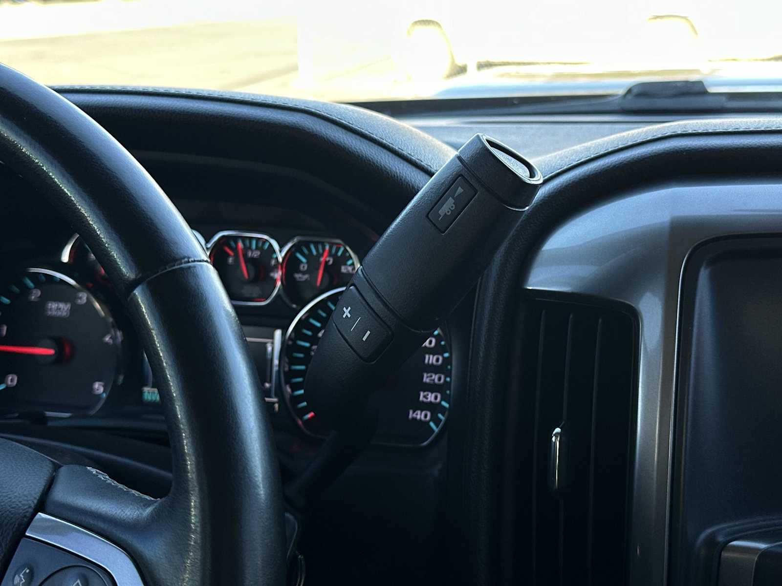 Thumbnail: 2018 Chevrolet Silverado 2500 - 20