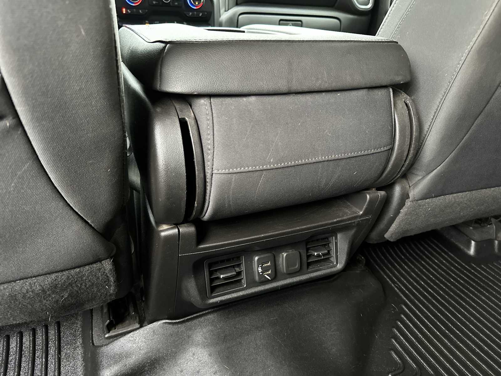 Thumbnail: 2019 Chevrolet Silverado 1500 - 20