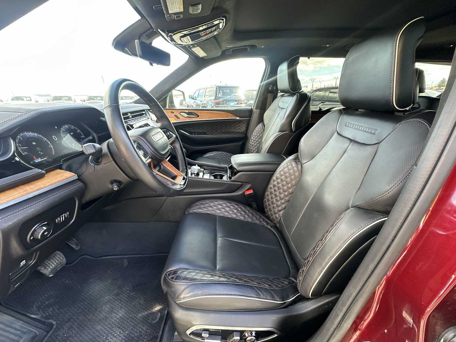 Thumbnail: 2023 Jeep Grand Cherokee - 13