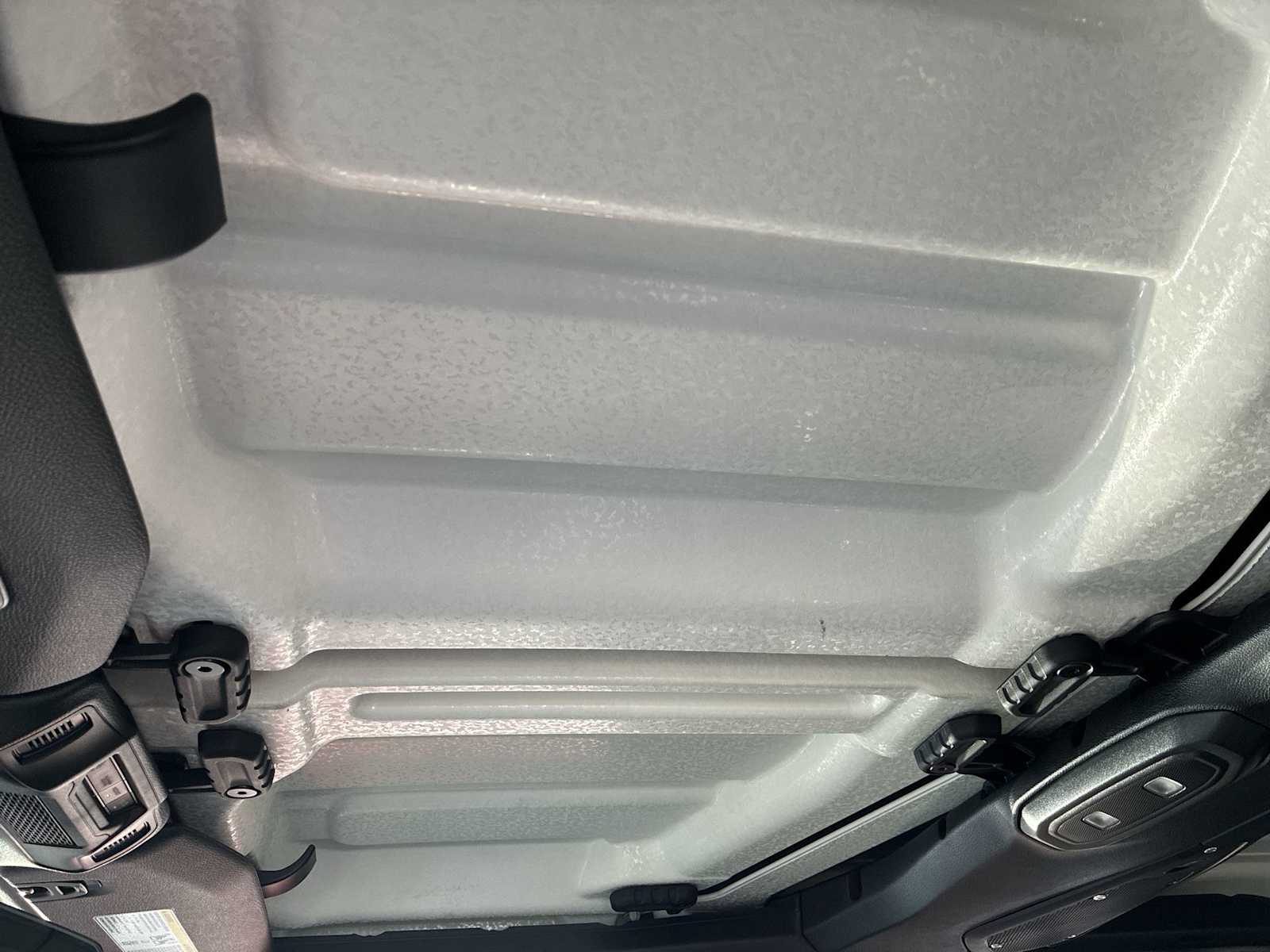 Thumbnail: 2026 Jeep Gladiator - 16