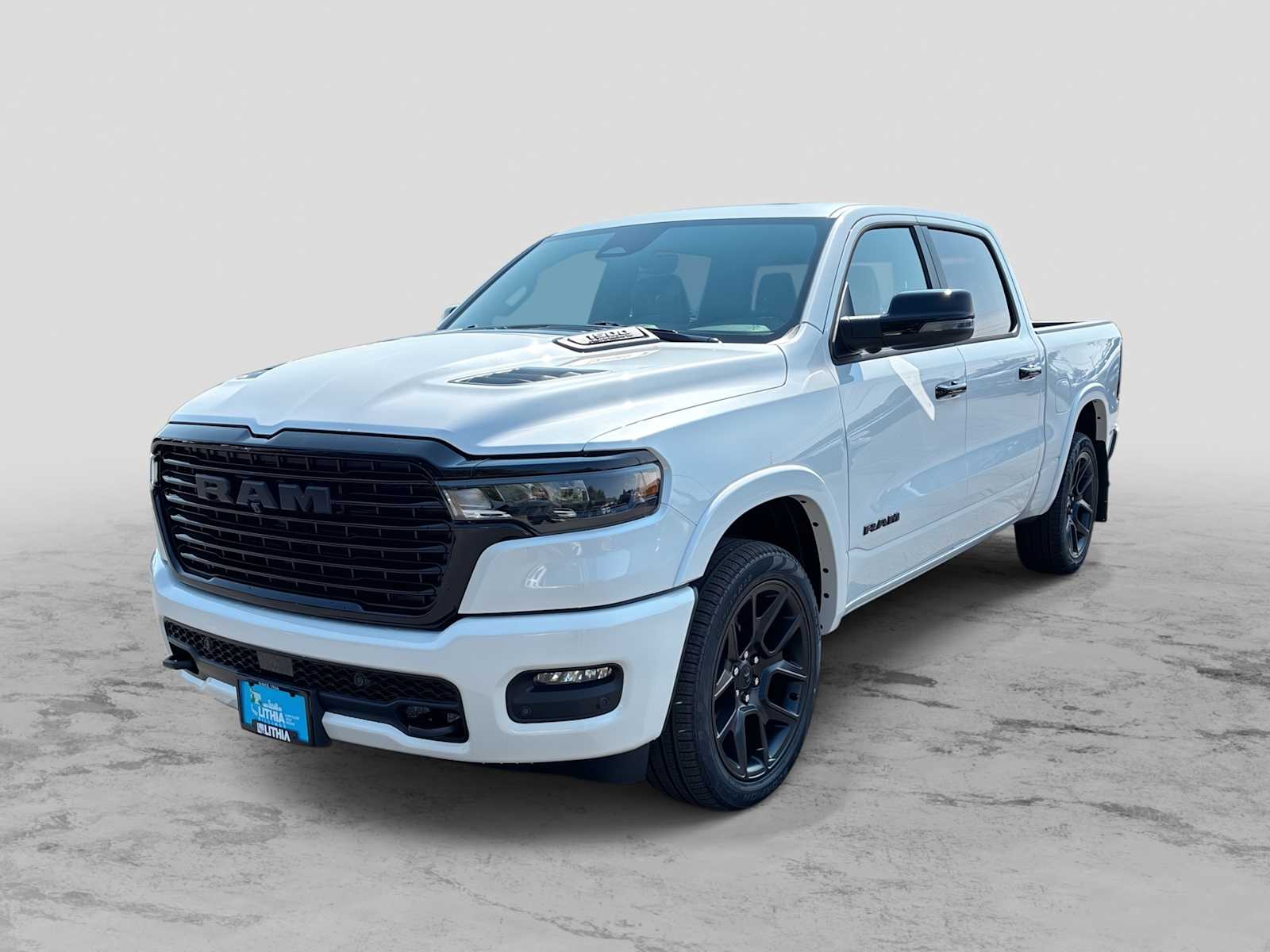 2026 Ram 1500 LARAMIE CREW CAB 4X4 5'7 BOX Pickup