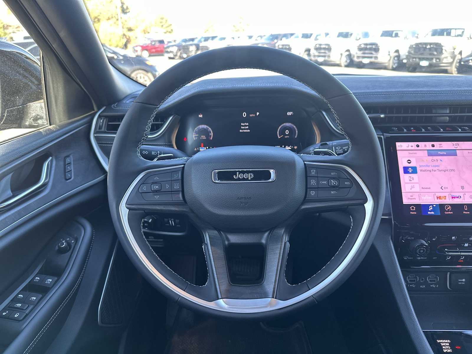 Thumbnail: 2025 Jeep Grand Cherokee - 11