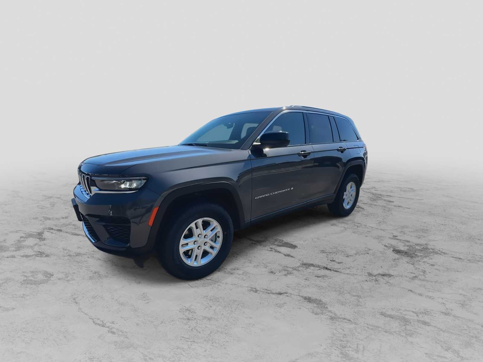 Thumbnail: 2025 Jeep Grand Cherokee - 4