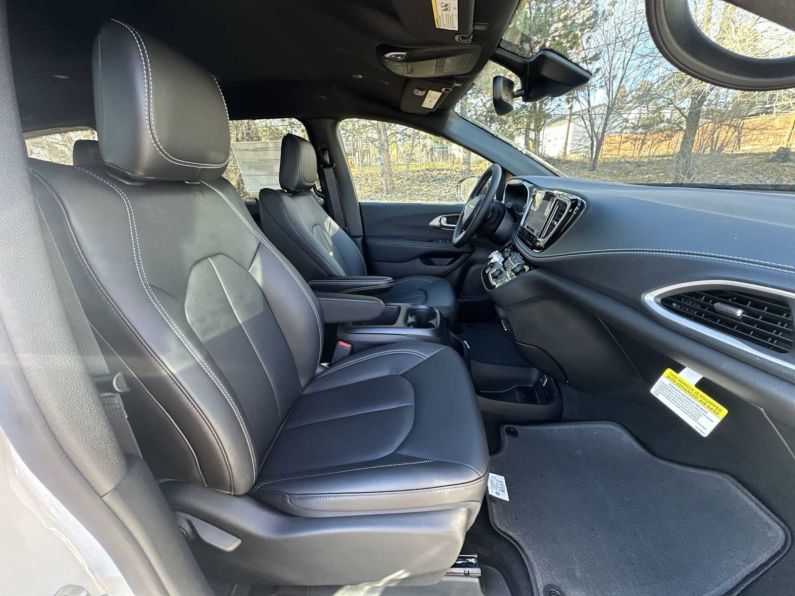 Thumbnail: 2026 Chrysler Pacifica - 24