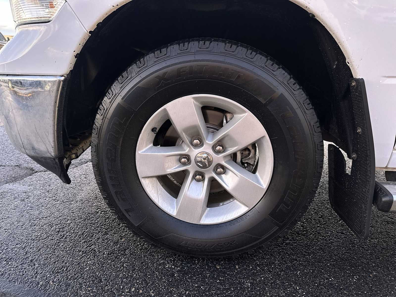 Thumbnail: 2019 RAM 1500 Classic - 17