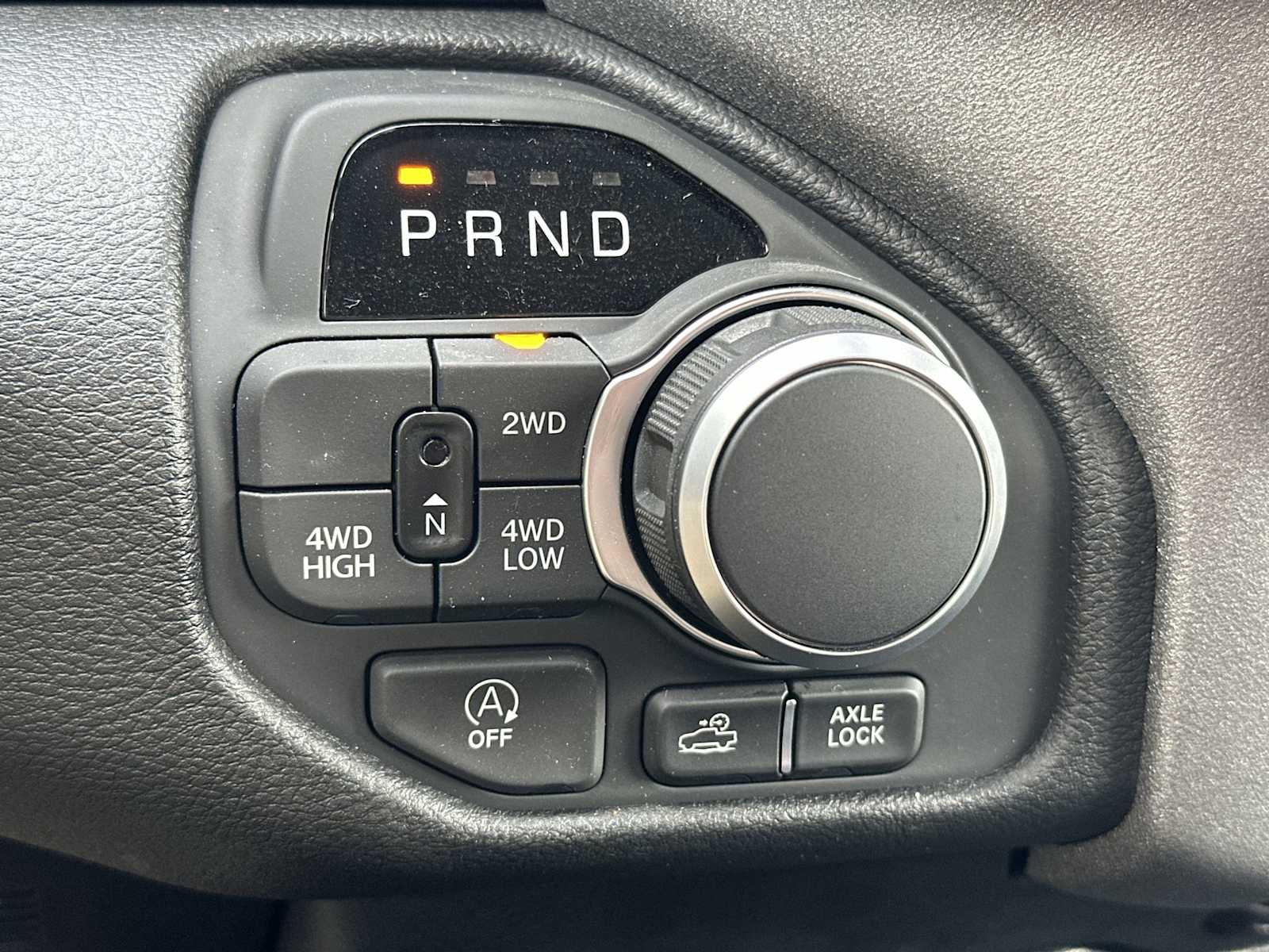 Thumbnail: 2026 RAM 1500 - 19