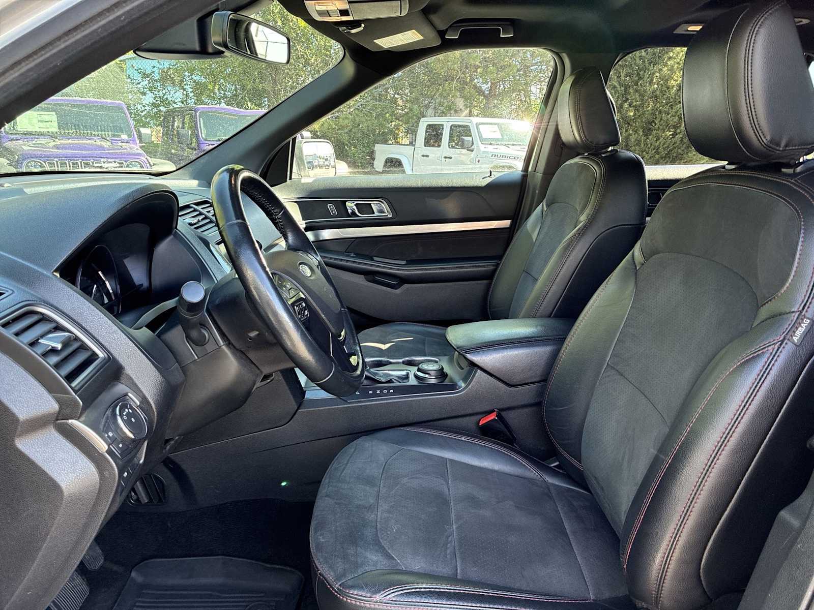 Thumbnail: 2018 Ford Explorer - 12
