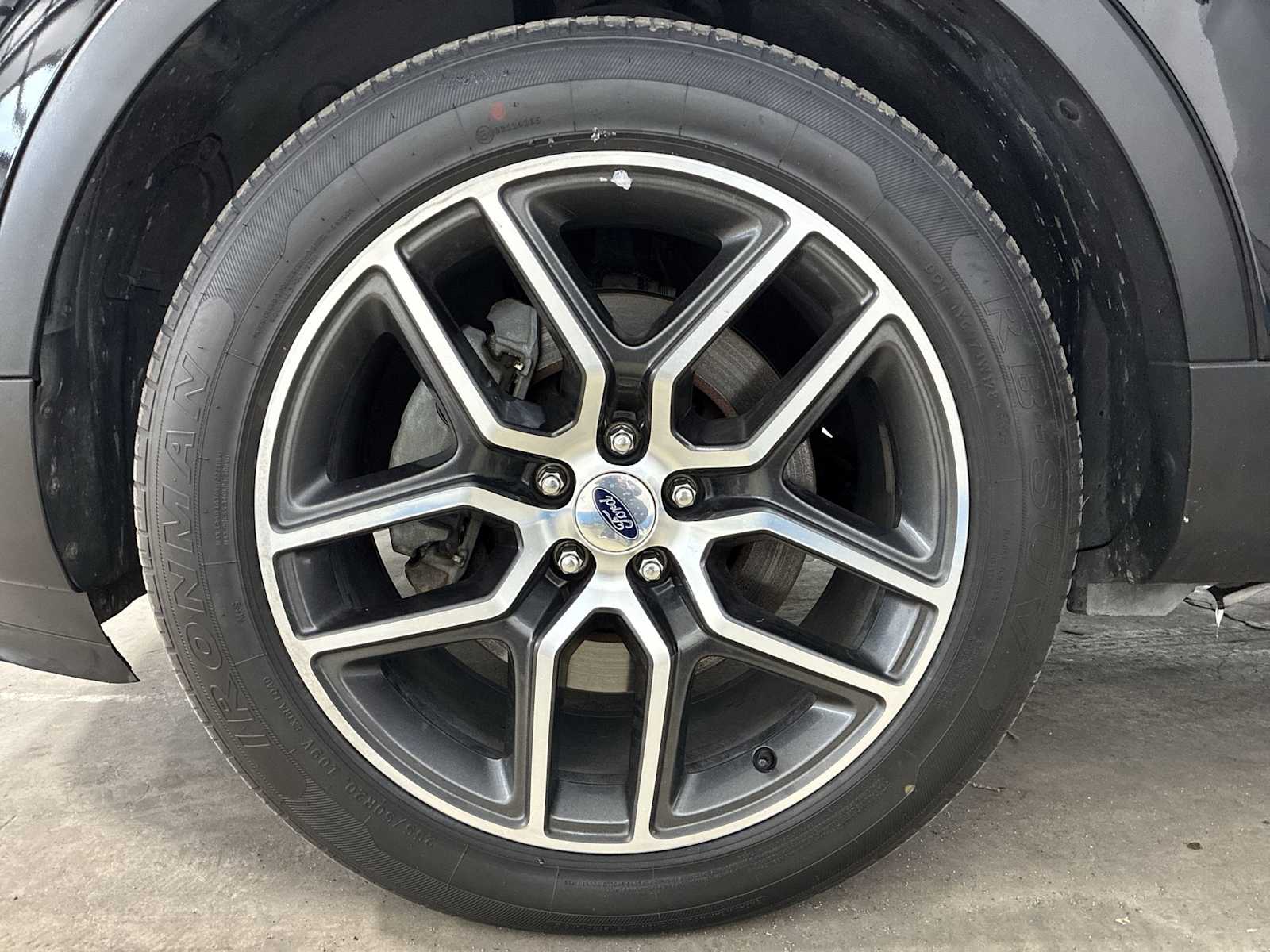 Thumbnail: 2016 Ford Explorer - 19