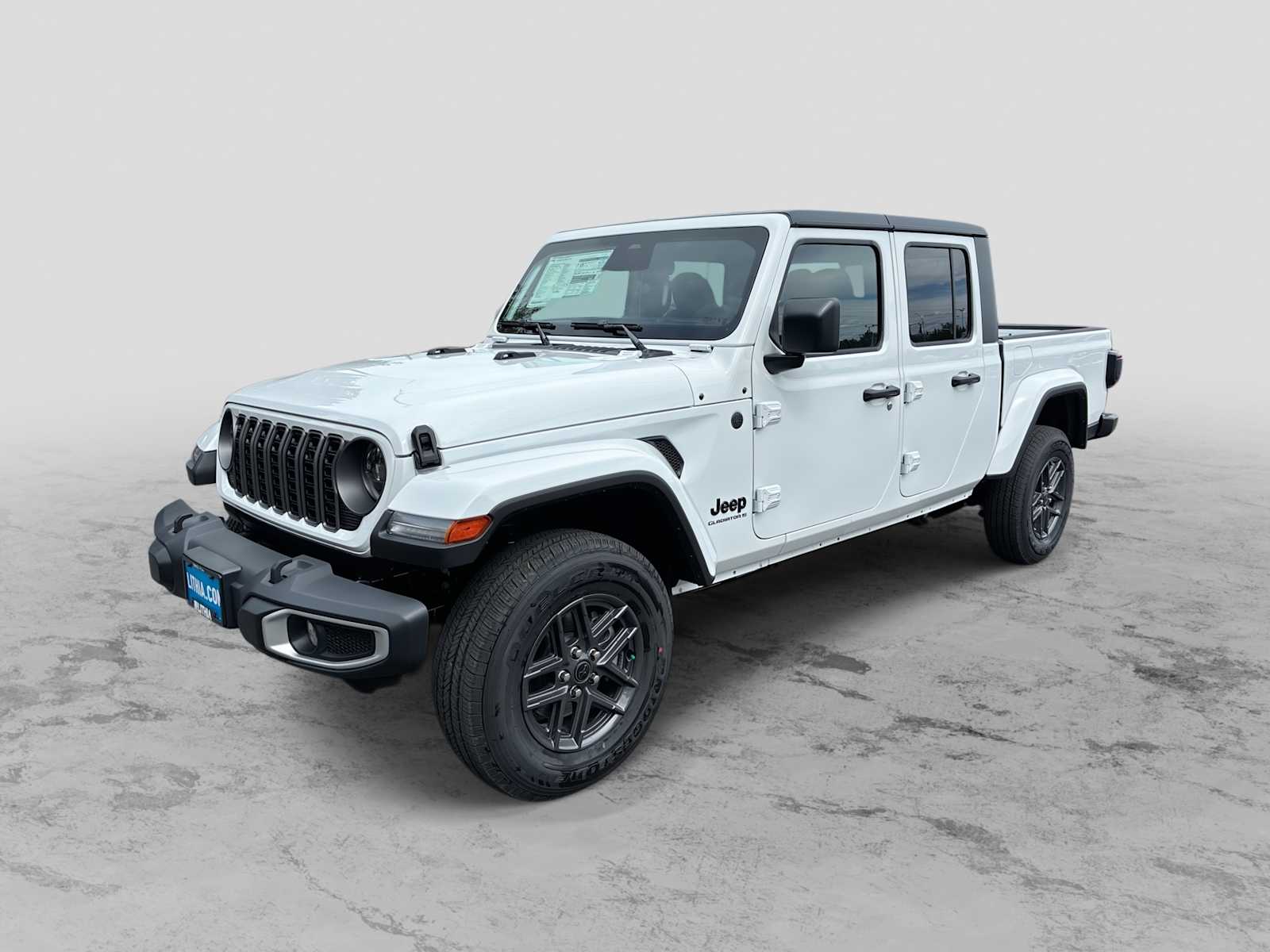 2026 Jeep Gladiator Sport S Auto's photo