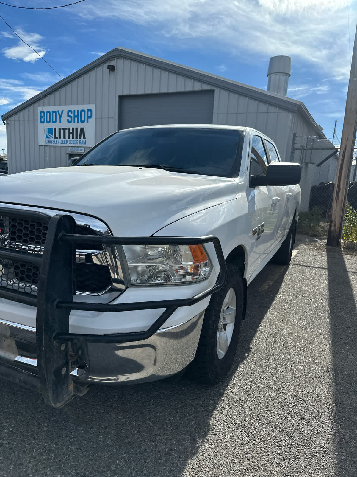 2019 Ram 1500 Classic SLT photo 2