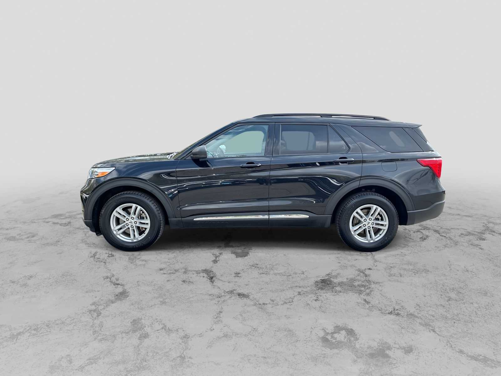 Thumbnail: 2024 Ford Explorer - 5