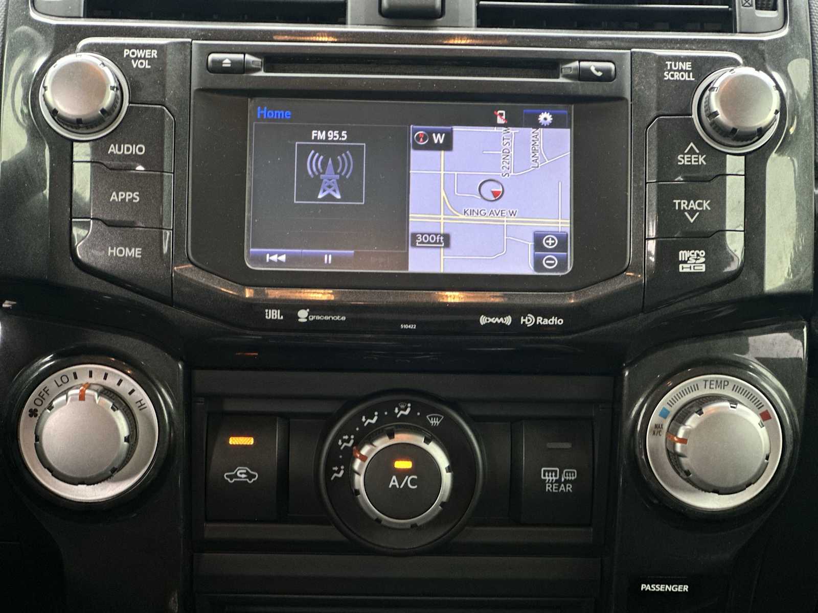 Thumbnail: 2019 Toyota 4Runner - 17