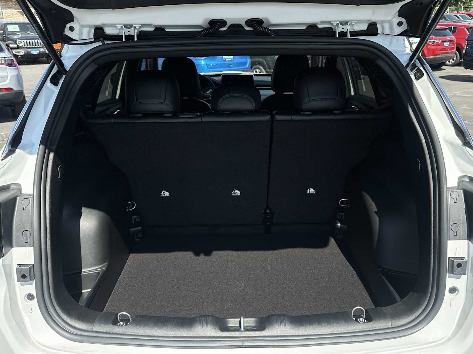 Thumbnail: 2025 Jeep Compass - 18