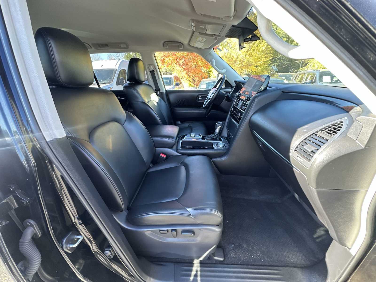 Thumbnail: 2021 Nissan Armada - 25