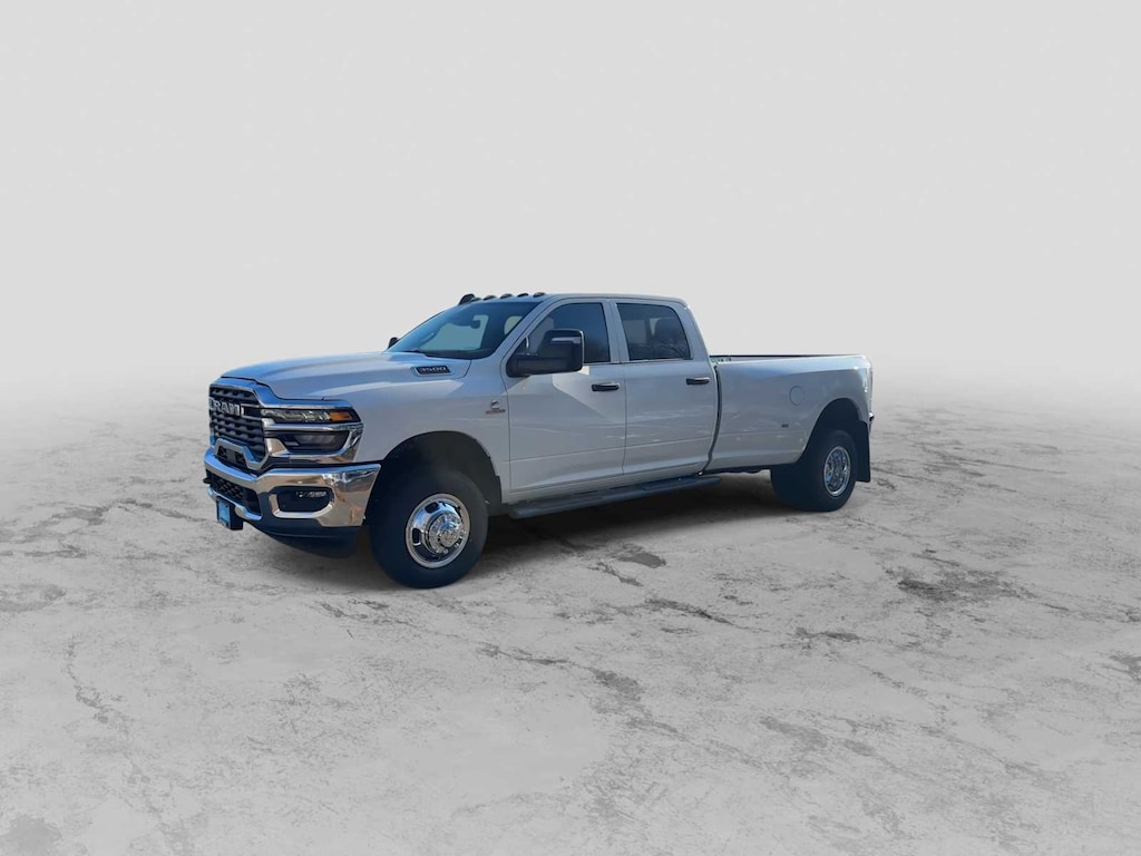 New 2026 Ram 3500 TRADESMAN CREW CAB 4X4 8' BOX Pickup