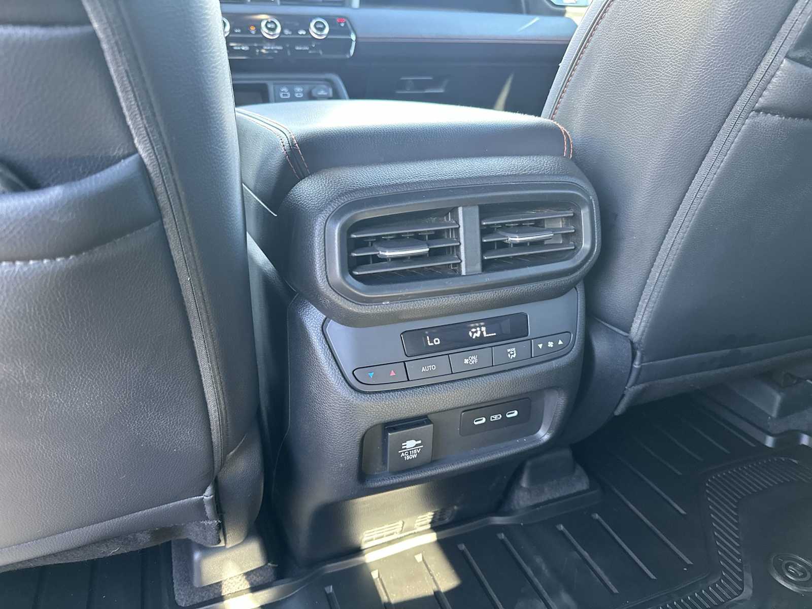 Thumbnail: 2024 Honda Pilot - 21