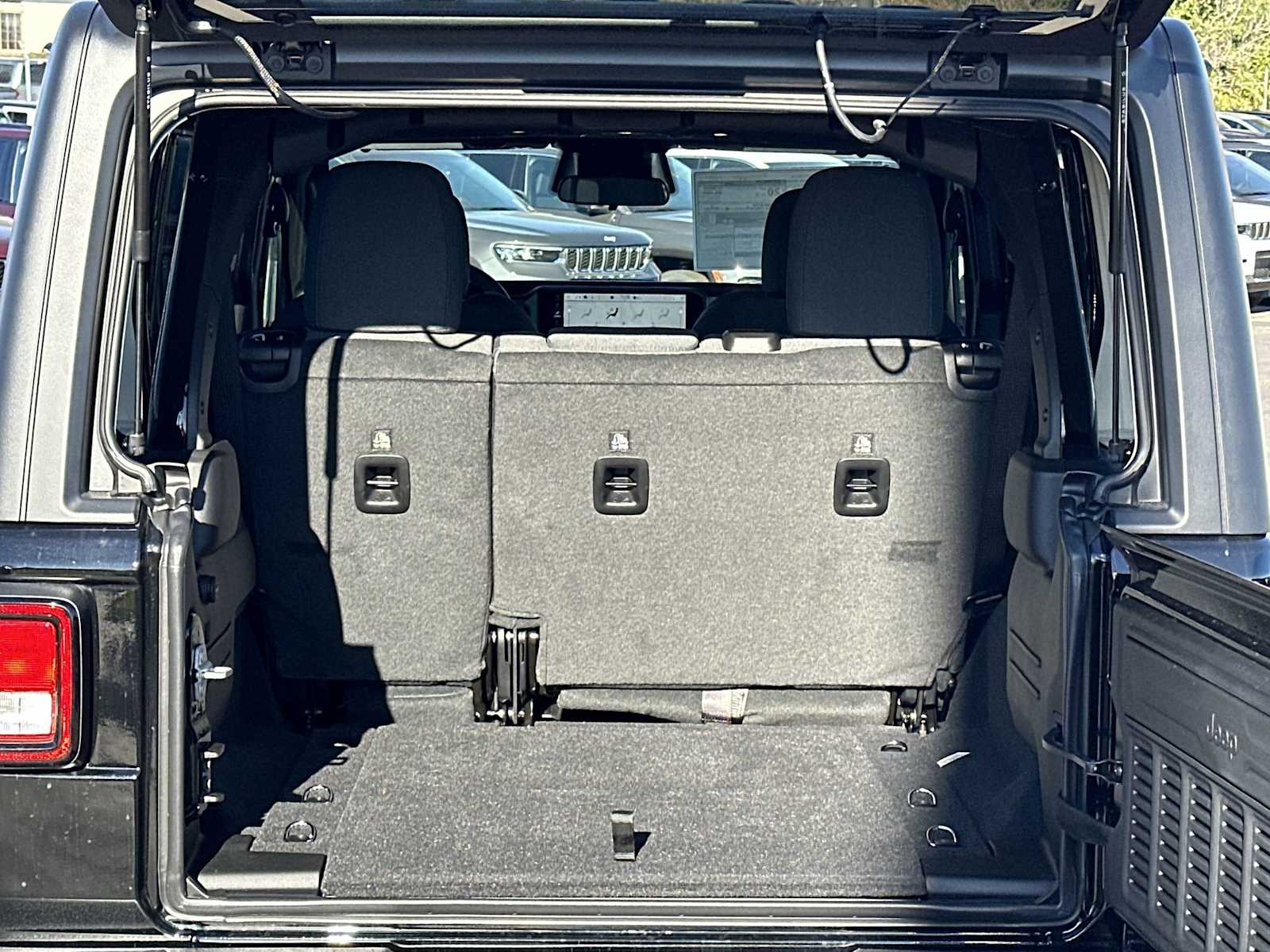 Thumbnail: 2026 Jeep Wrangler - 18