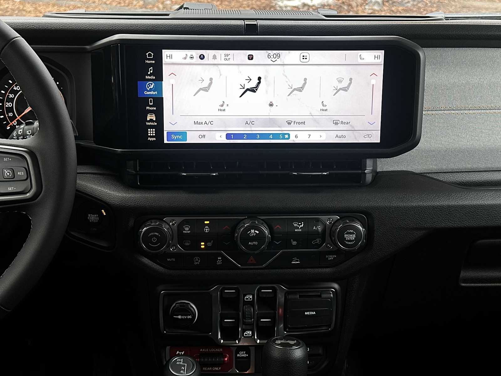 Thumbnail: 2026 Jeep Wrangler - 16