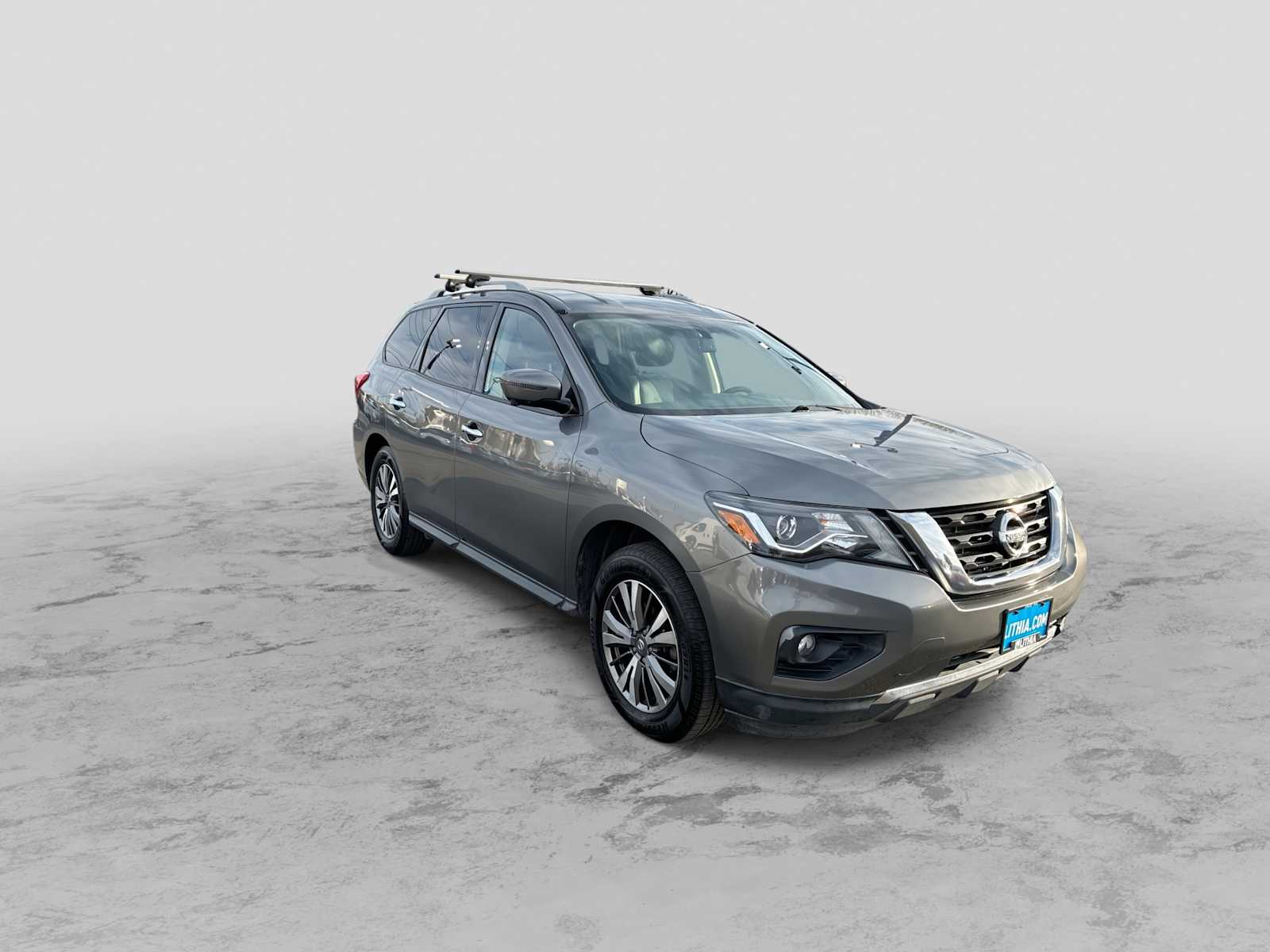 Thumbnail: 2020 Nissan Pathfinder - 2