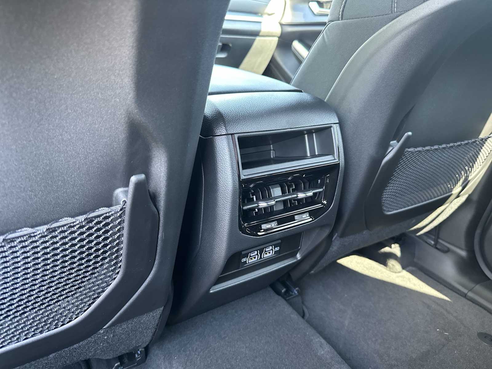 Thumbnail: 2025 Jeep Grand Cherokee - 21