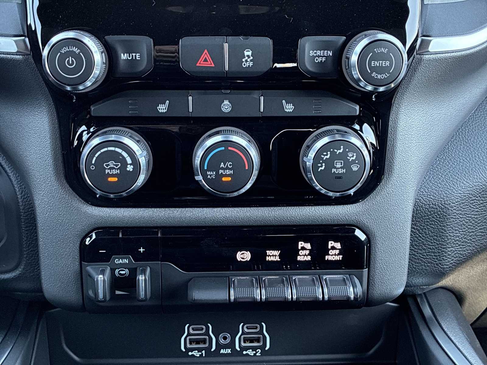 Thumbnail: 2026 RAM 2500 - 16
