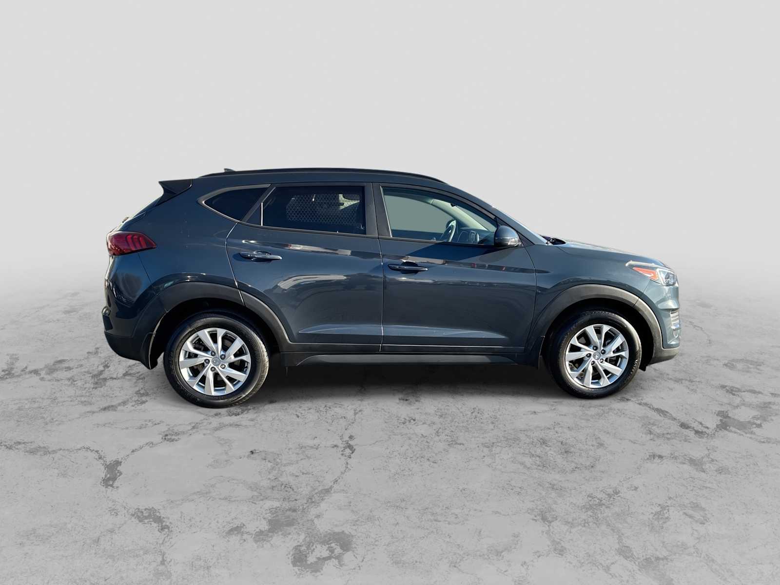 Thumbnail: 2019 Hyundai Tucson - 9