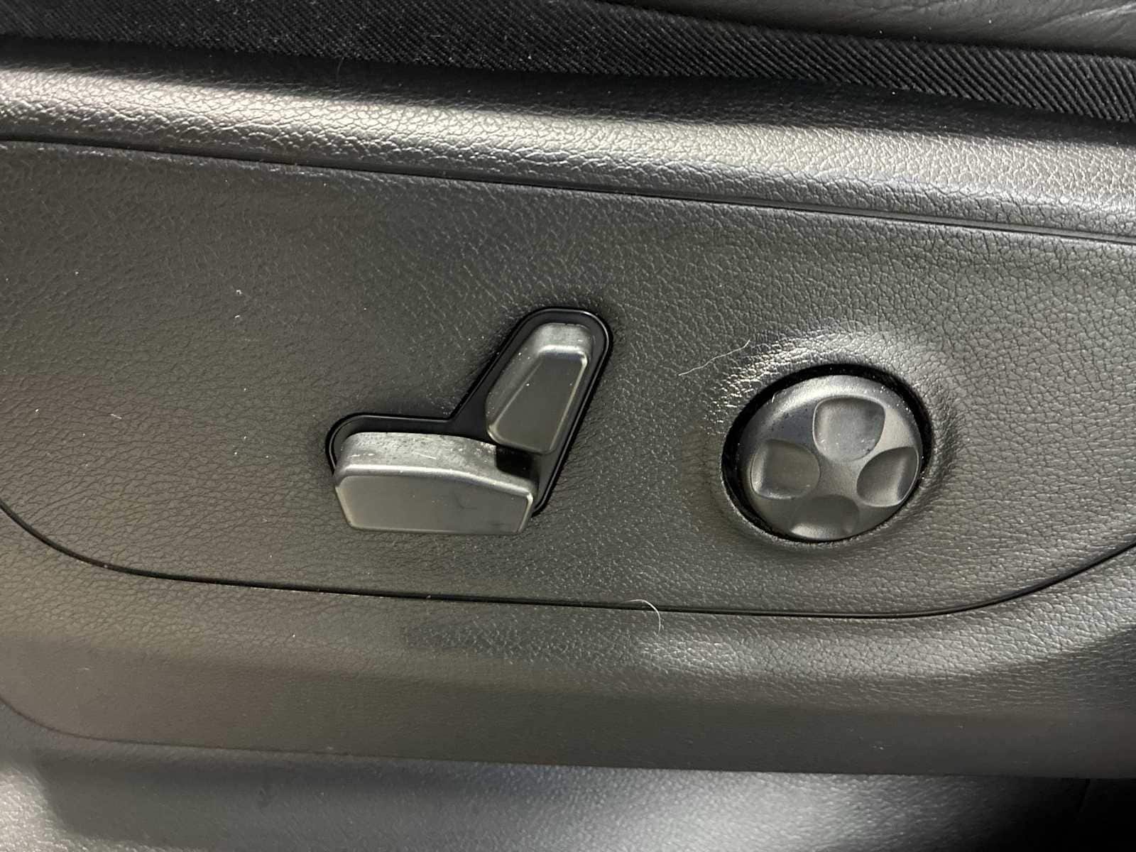 Thumbnail: 2021 RAM 1500 - 14