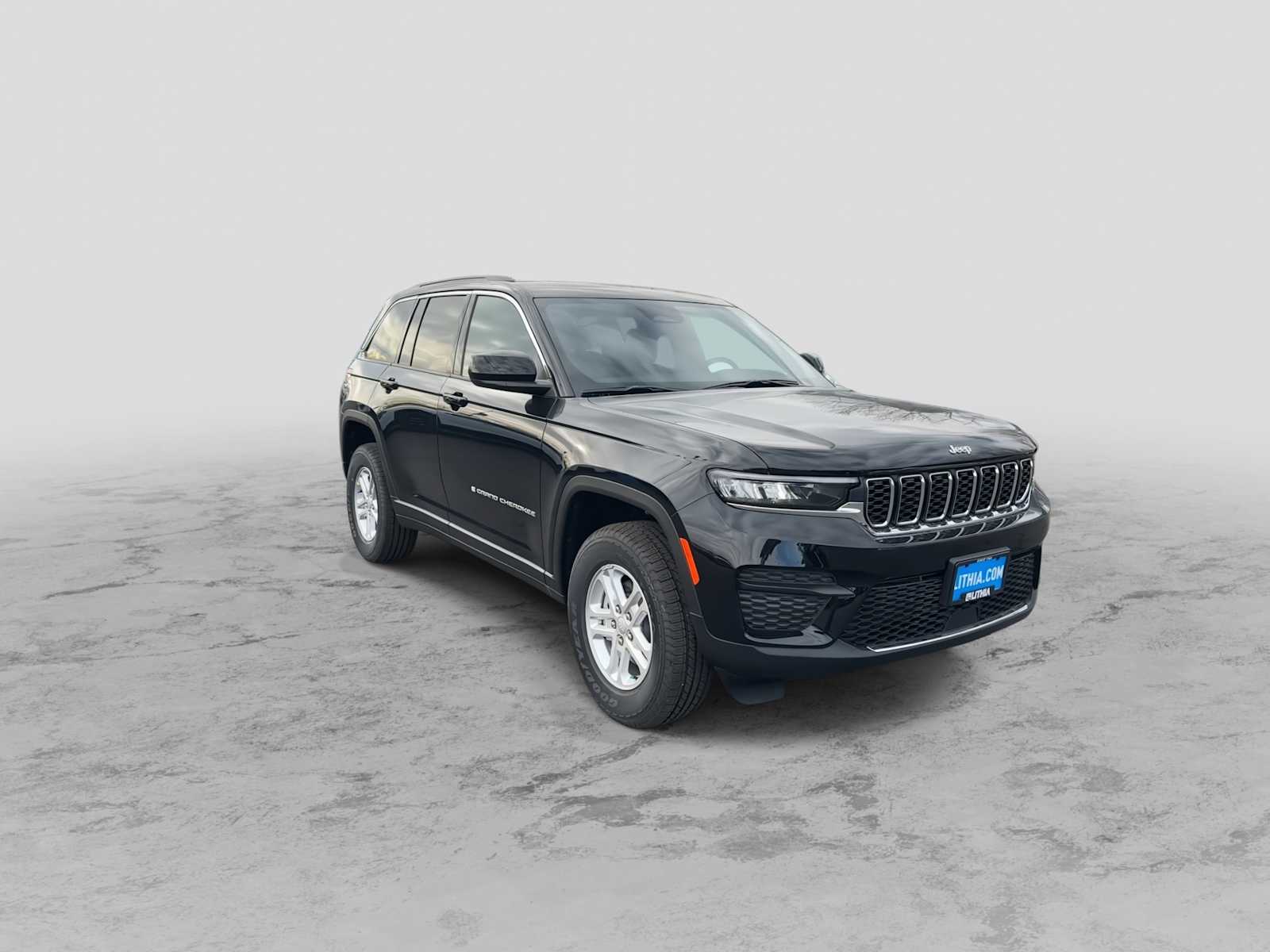 Thumbnail: 2025 Jeep Grand Cherokee - 2
