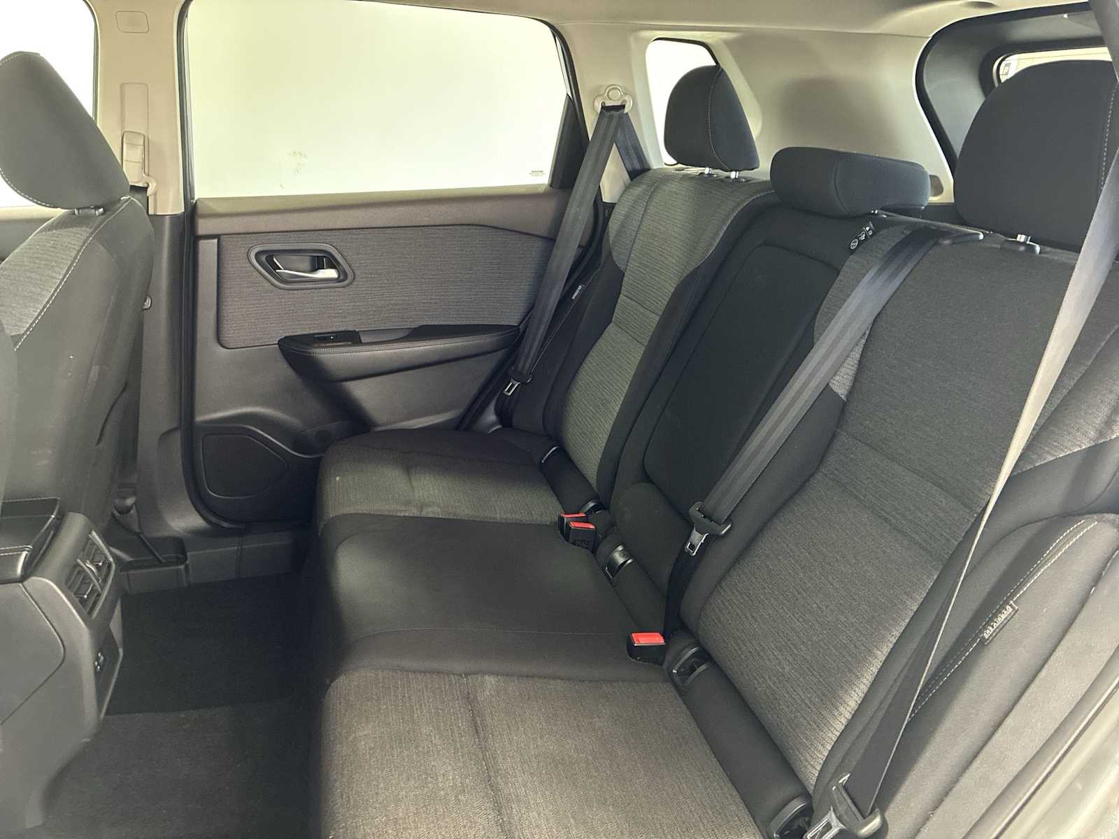 Thumbnail: 2023 Nissan Rogue - 23