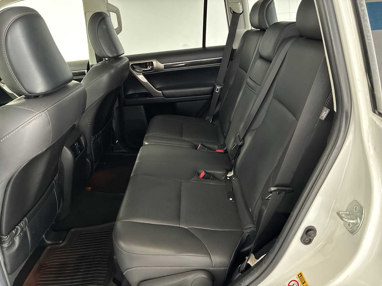 Thumbnail: 2017 Lexus GX - 25