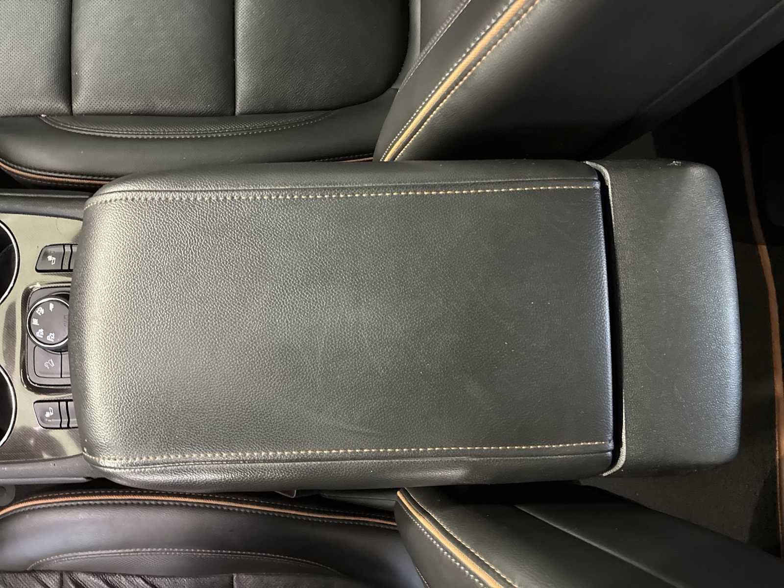 Thumbnail: 2021 GMC Acadia - 22