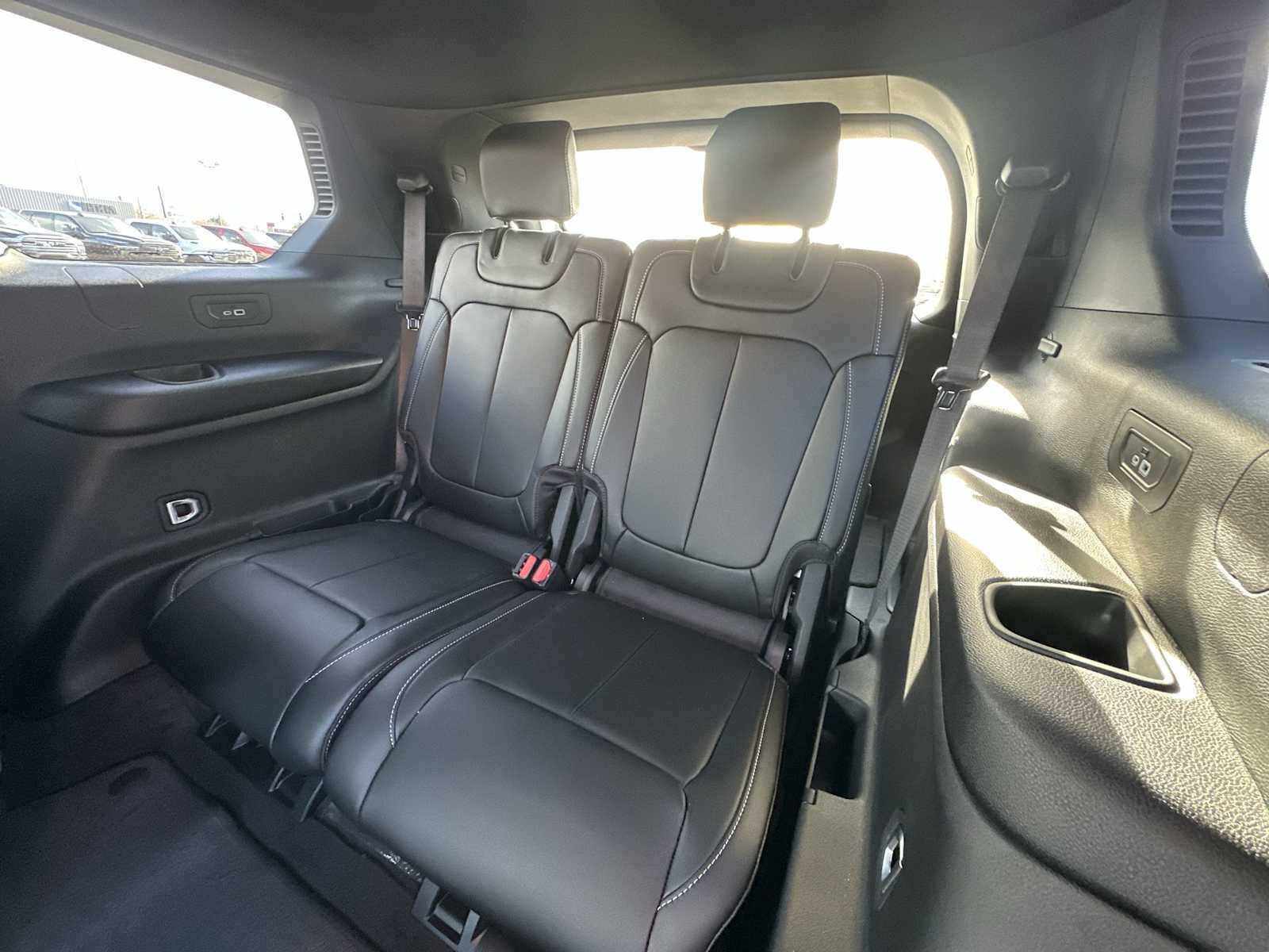 Thumbnail: 2025 Jeep Grand Cherokee - 25