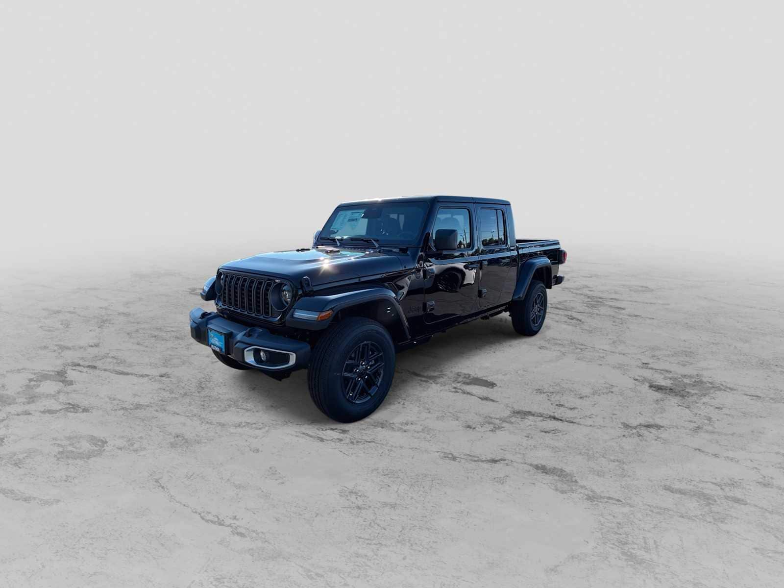Thumbnail: 2026 Jeep Gladiator - 4