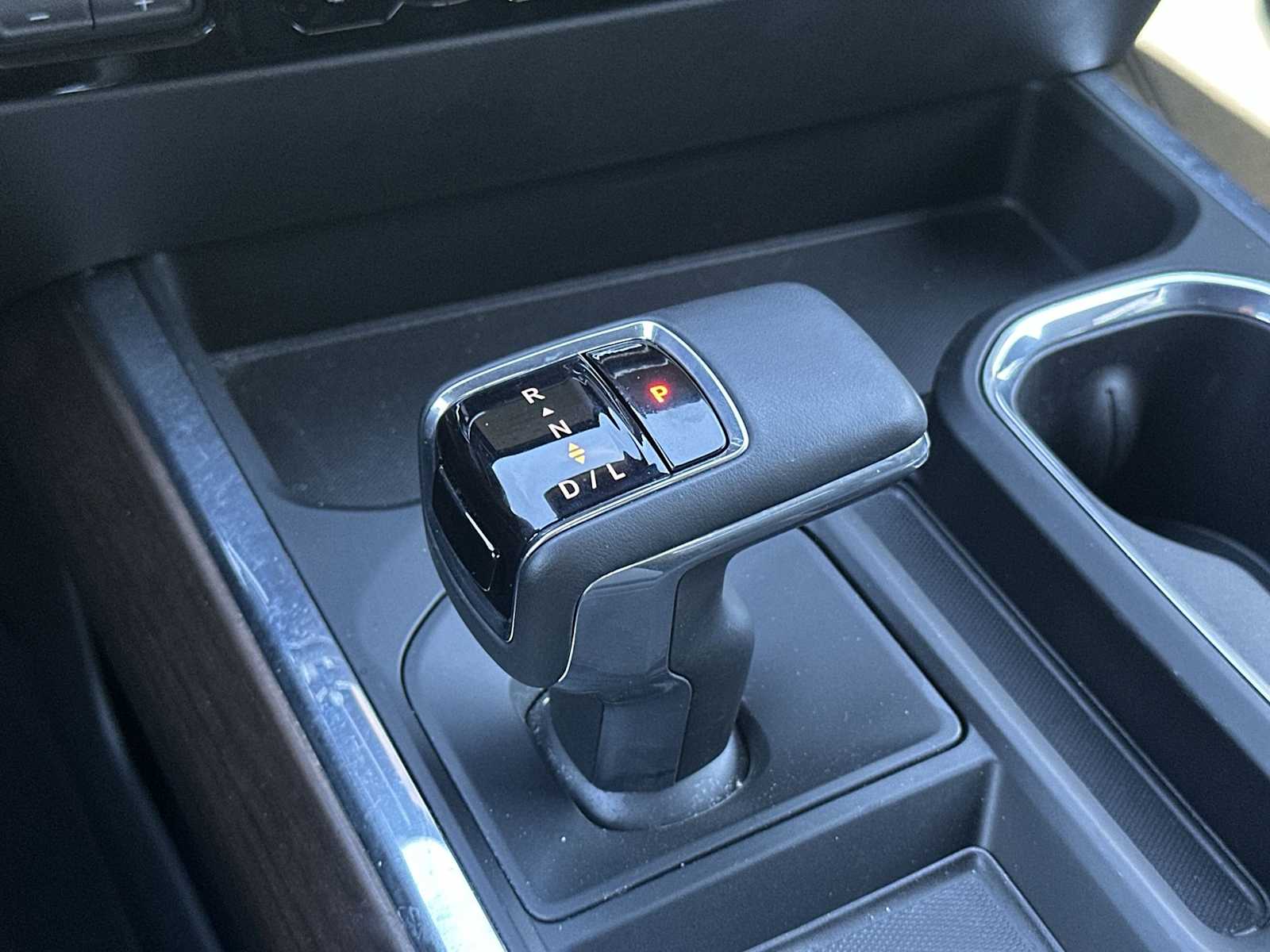 Thumbnail: 2024 Chevrolet Silverado 1500 - 20