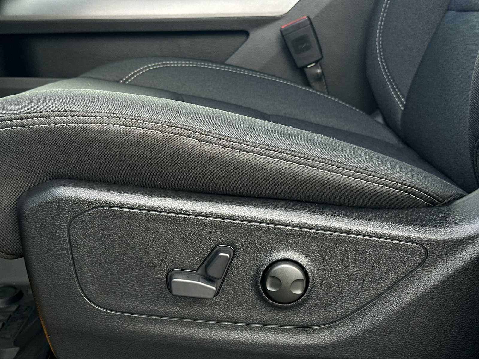 Thumbnail: 2026 RAM 1500 - 14