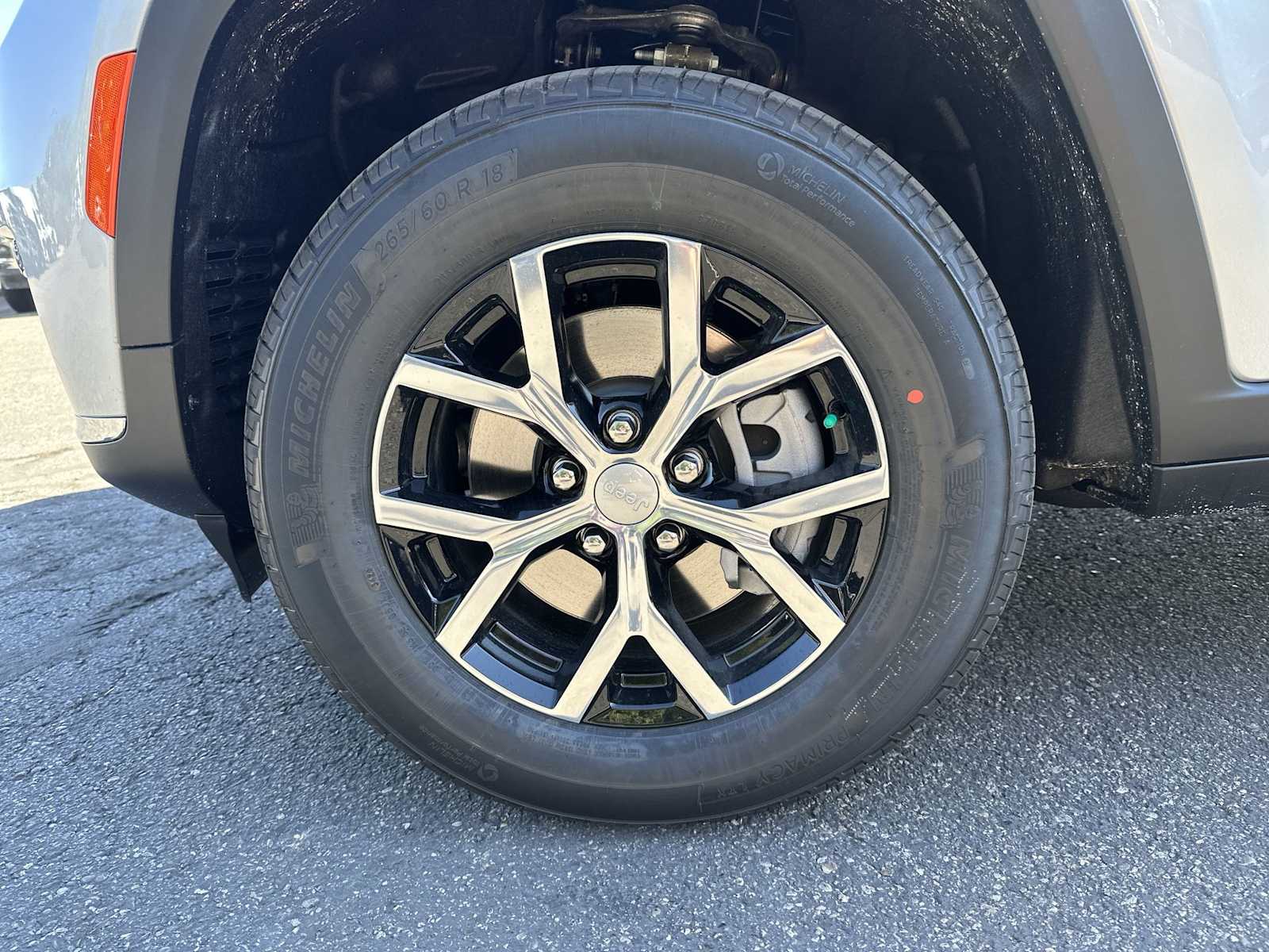 Thumbnail: 2025 Jeep Grand Cherokee - 18