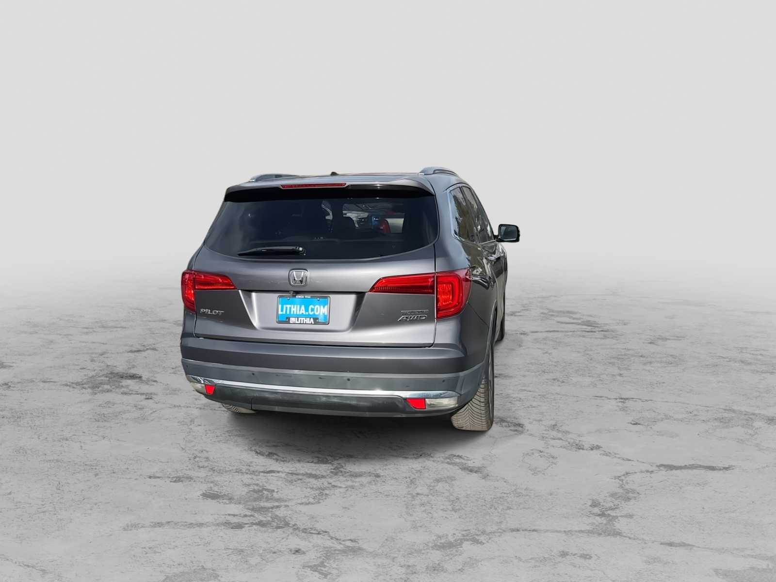 Thumbnail: 2017 Honda Pilot - 7