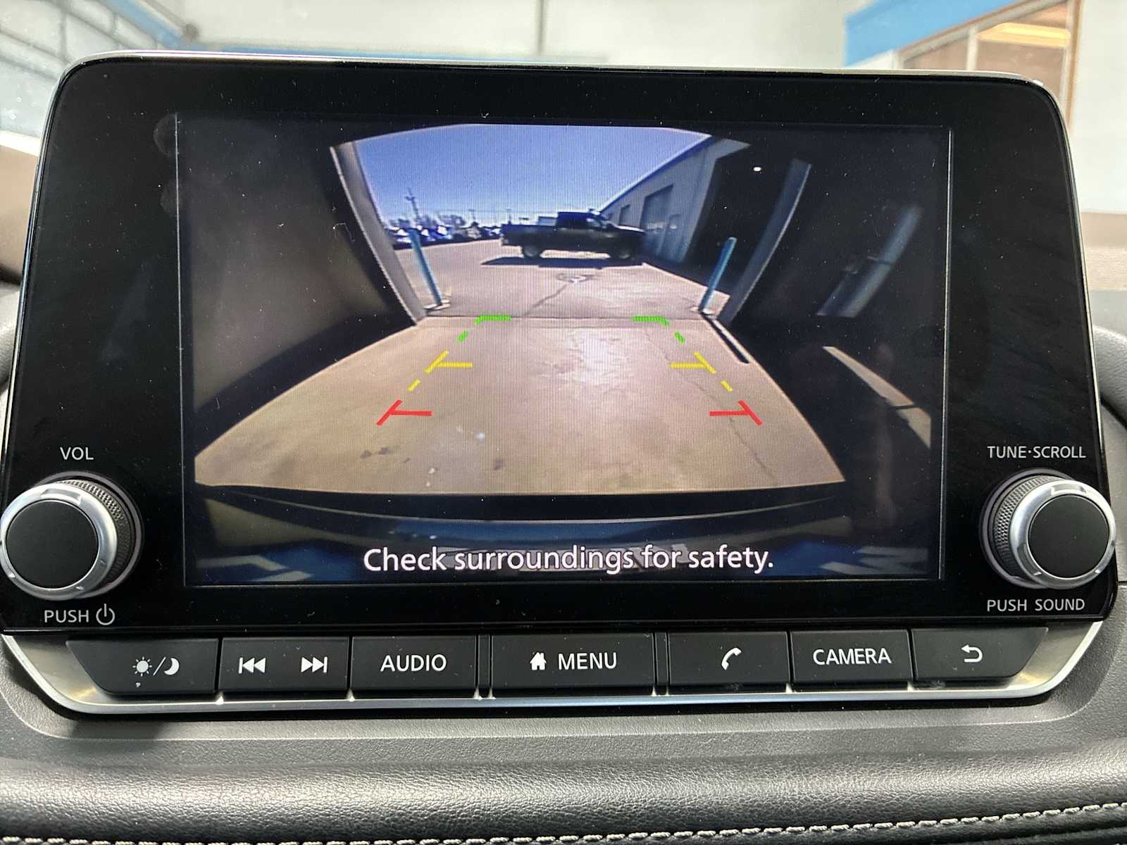 Thumbnail: 2023 Nissan Rogue - 22