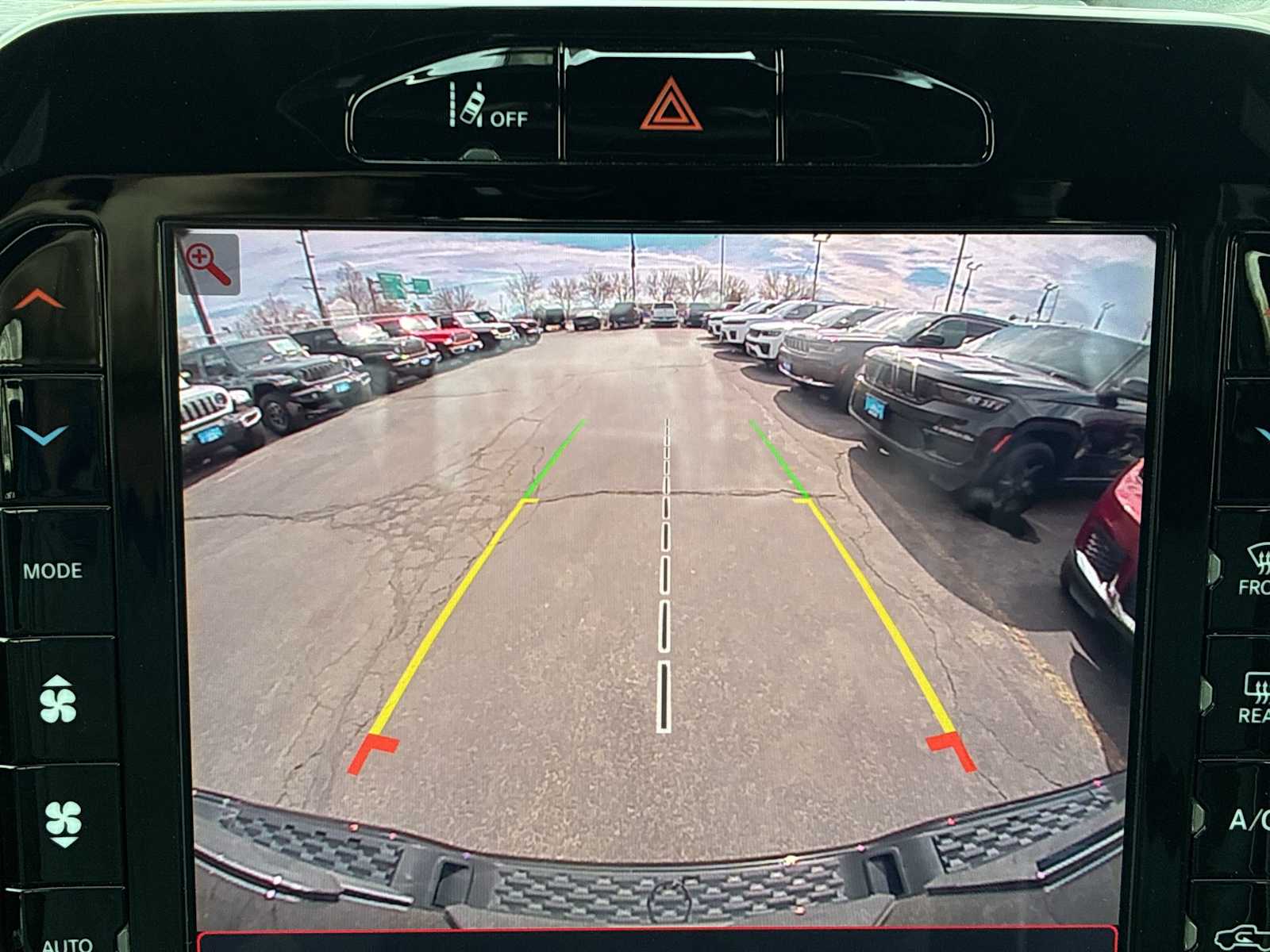 Thumbnail: 2025 RAM 1500 - 23