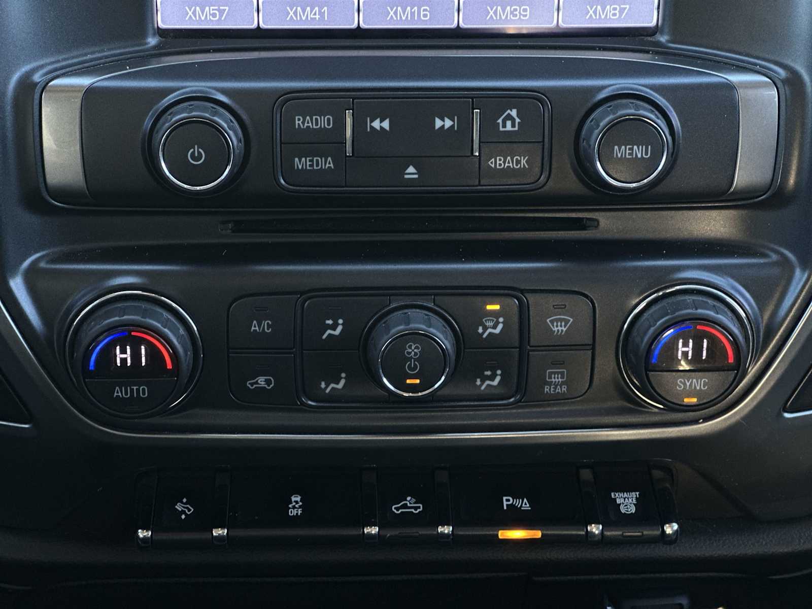 Thumbnail: 2018 Chevrolet Silverado 2500 - 16