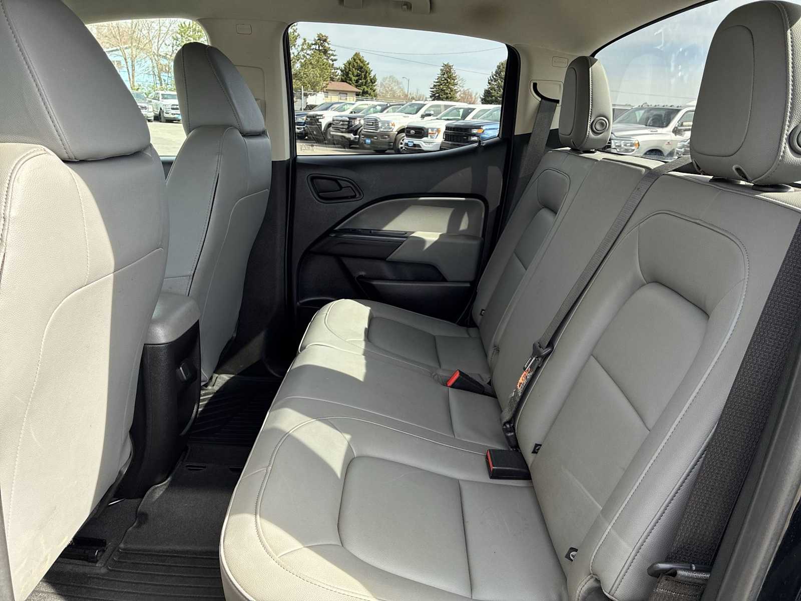 Thumbnail: 2021 Chevrolet Colorado - 22