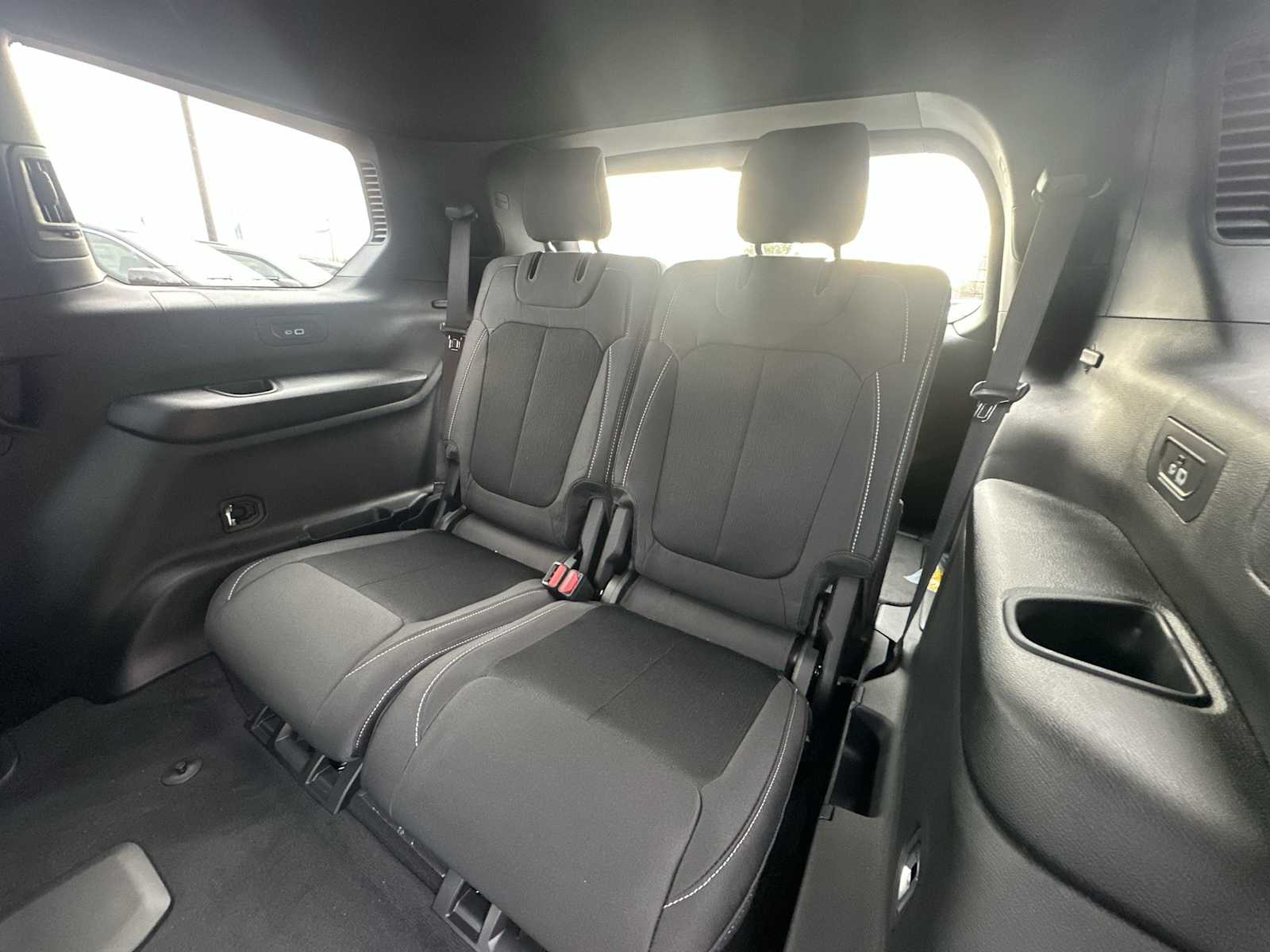 Thumbnail: 2025 Jeep Grand Cherokee - 24