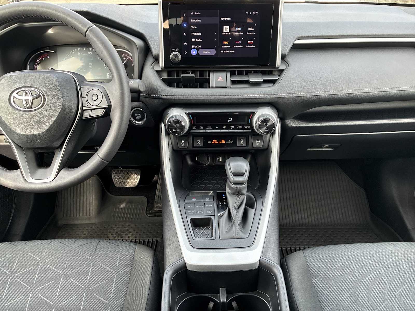 Thumbnail: 2025 Toyota RAV4 - 12