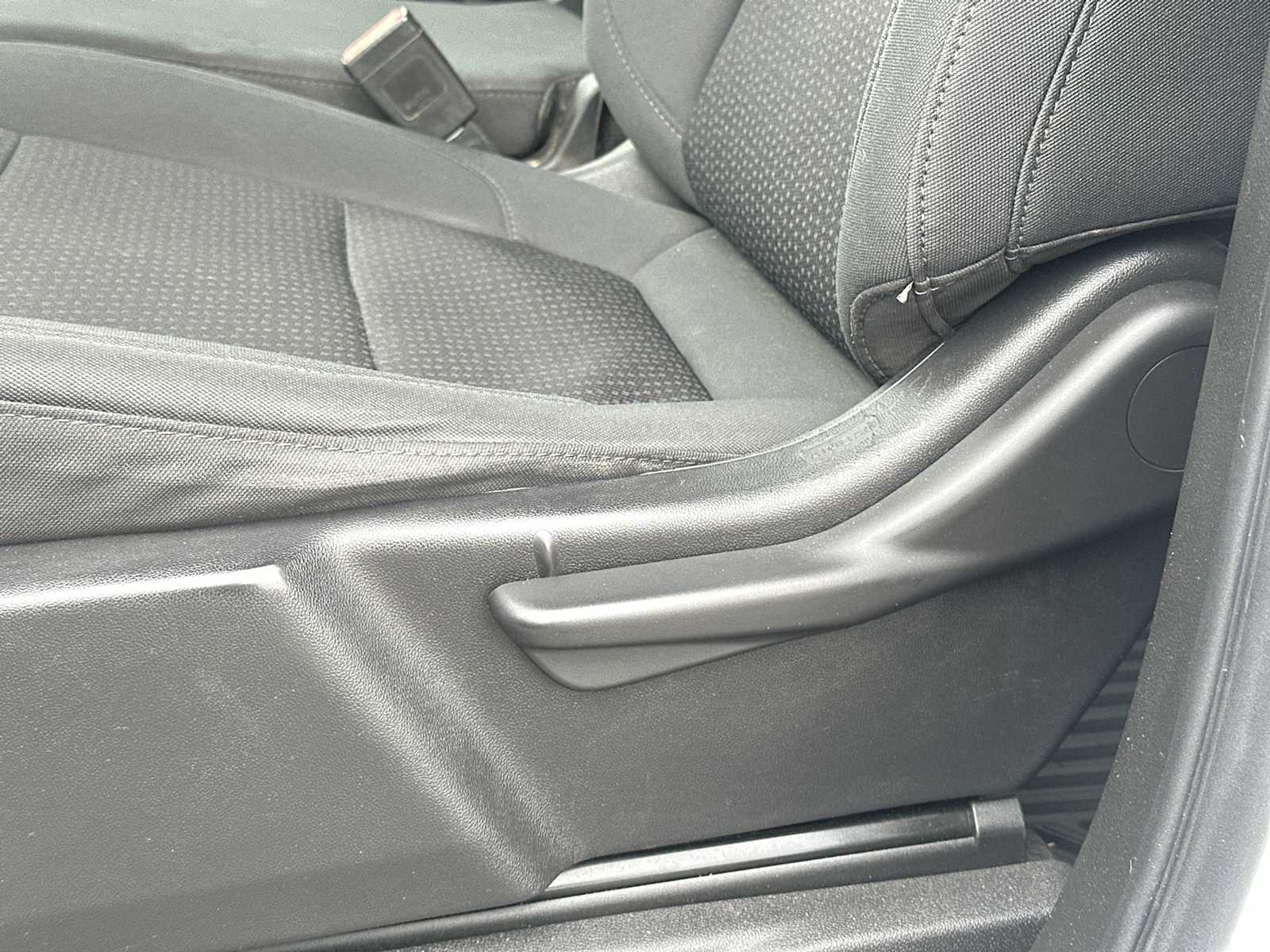 Thumbnail: 2021 Chevrolet Silverado 1500 - 14