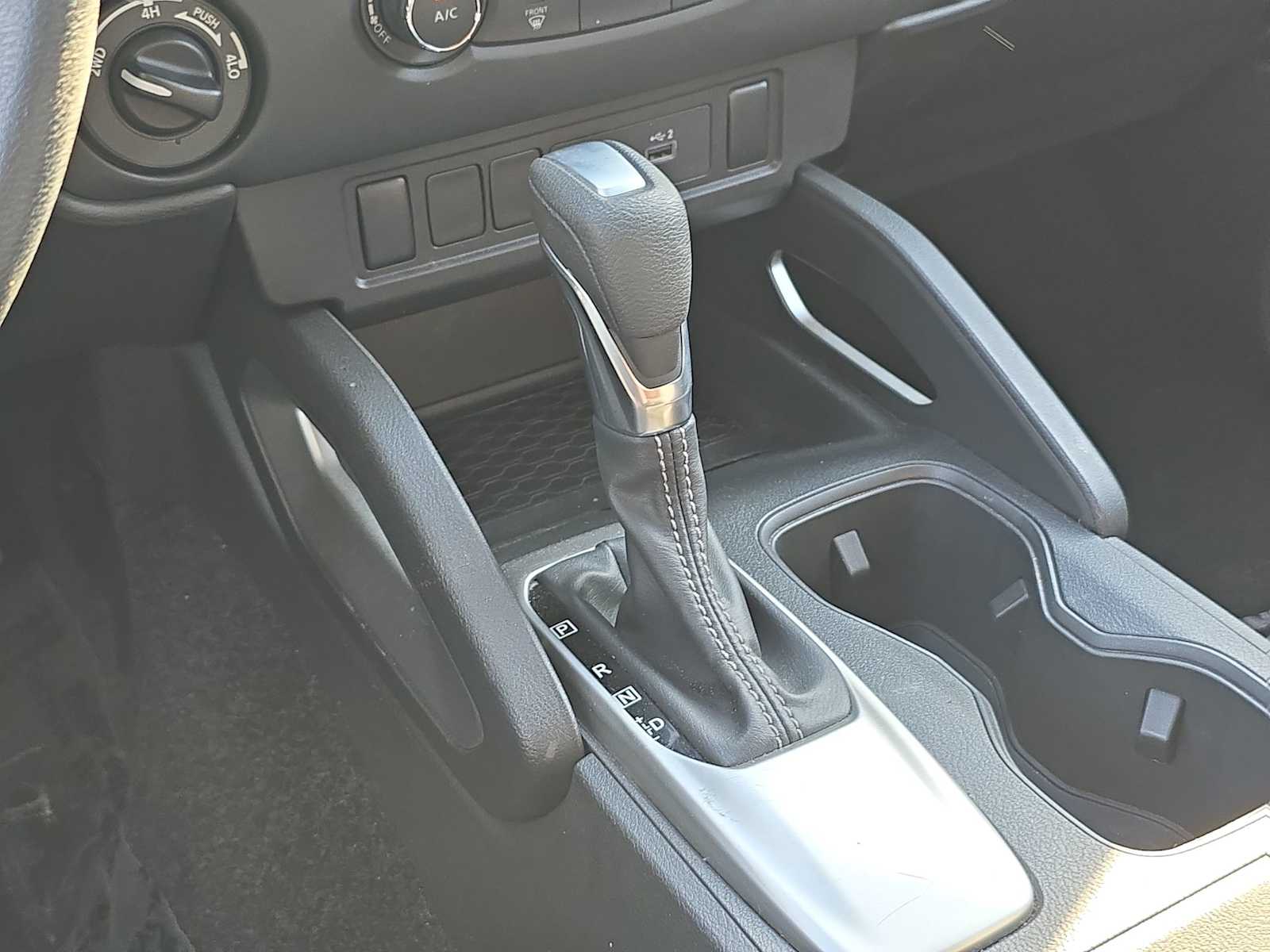 Thumbnail: 2023 Nissan Frontier - 19