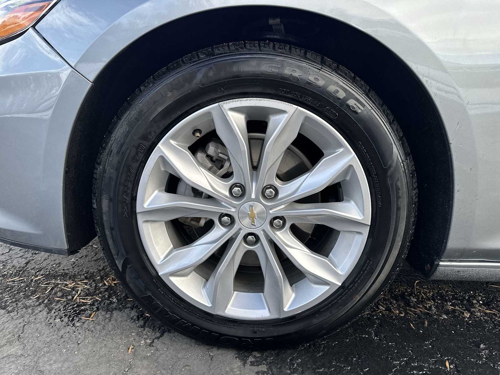 Thumbnail: 2024 Chevrolet Malibu - 17