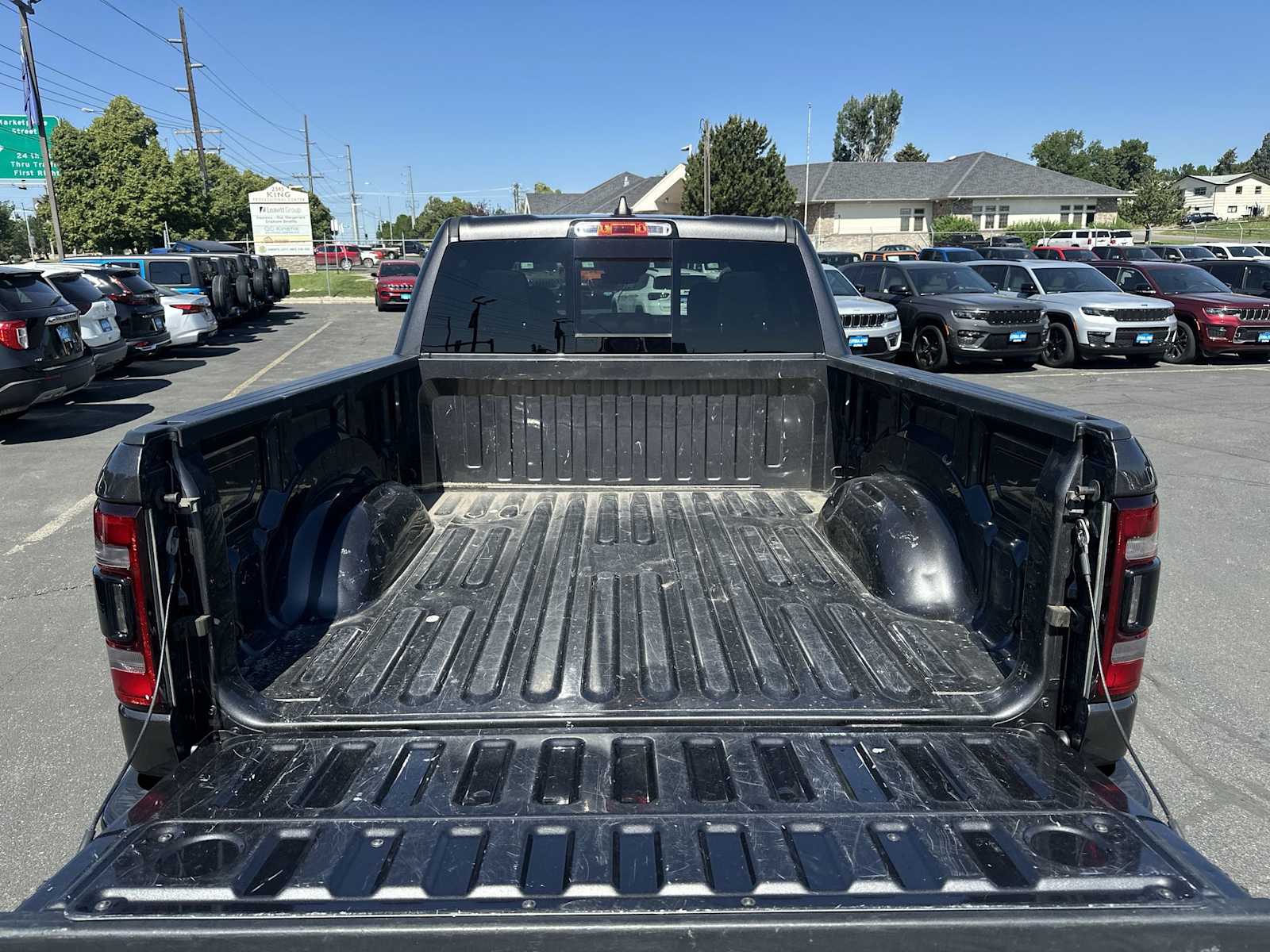 Thumbnail: 2021 RAM 1500 - 18