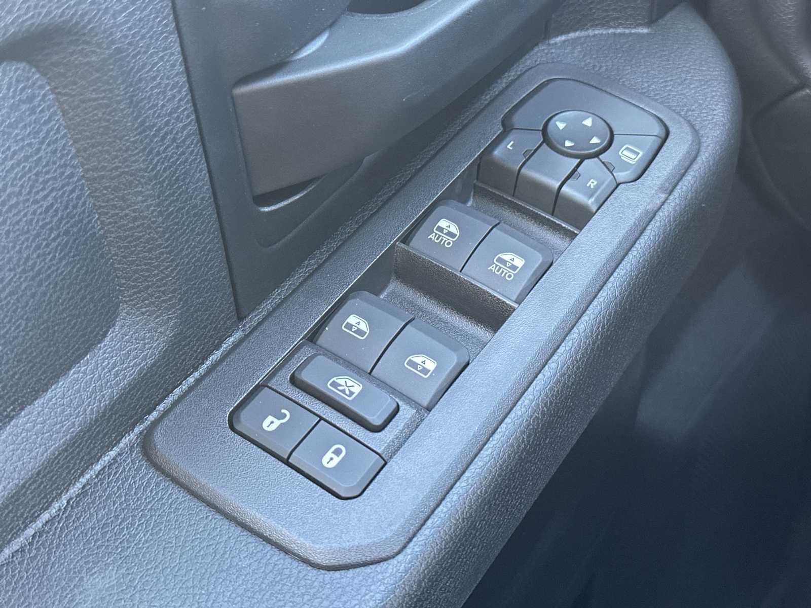 Thumbnail: 2026 RAM 5500 - 15