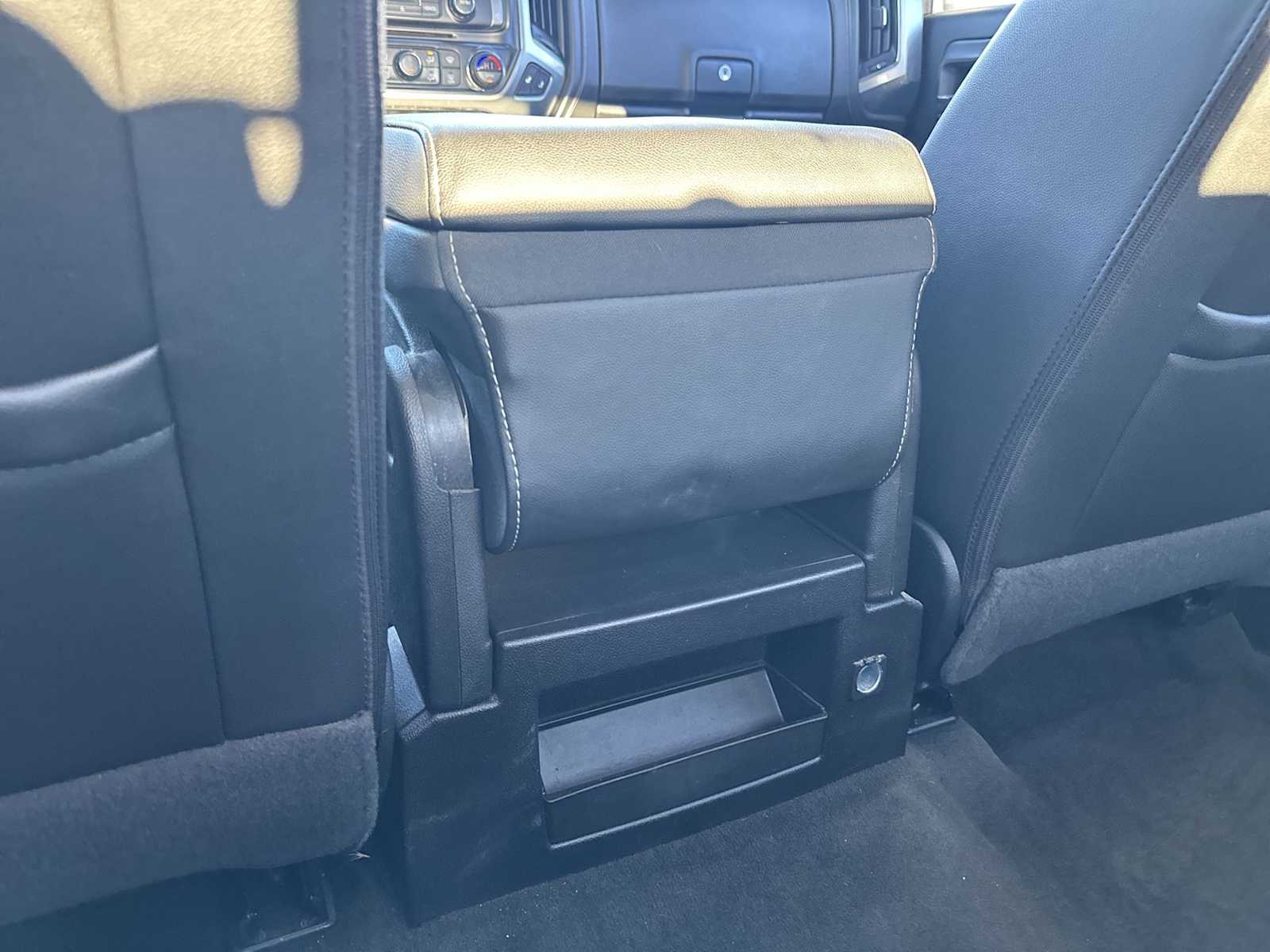 Thumbnail: 2018 Chevrolet Silverado 2500 - 21